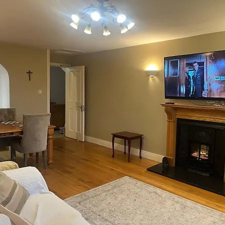 Self Catering Silvermines Apartment