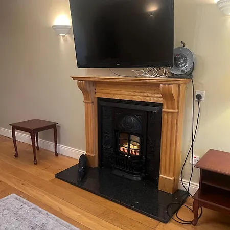 Апартаменты Self Catering Silvermines