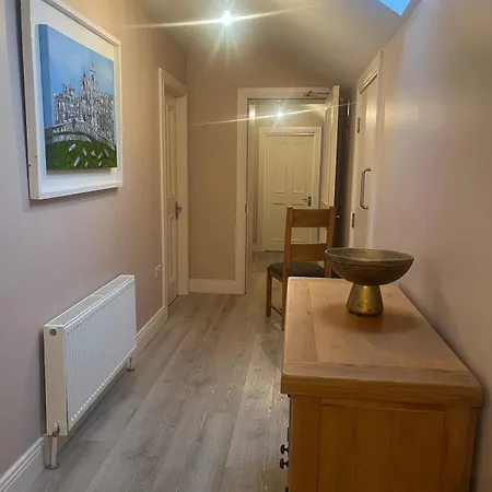 Self Catering Silvermines Нина