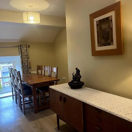 Self Catering Silvermines *